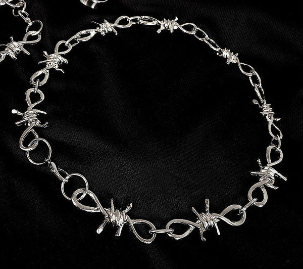 Ambush barbed clearance wire necklace